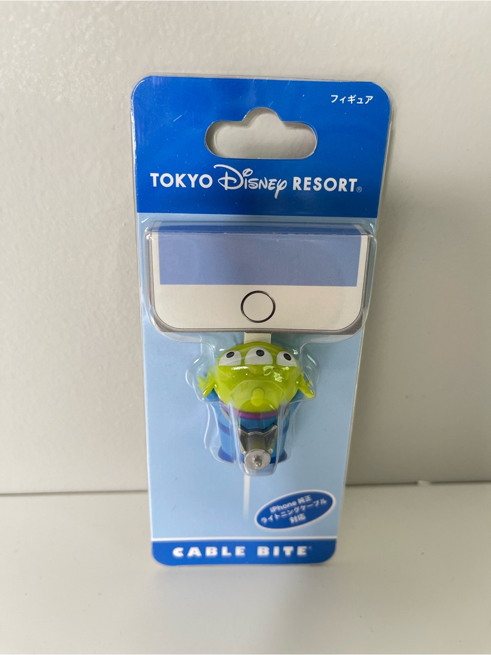 Tokyo Disney Resort Toy Story "Alien" Cable Bite Phone Accessory NEW / Unopened